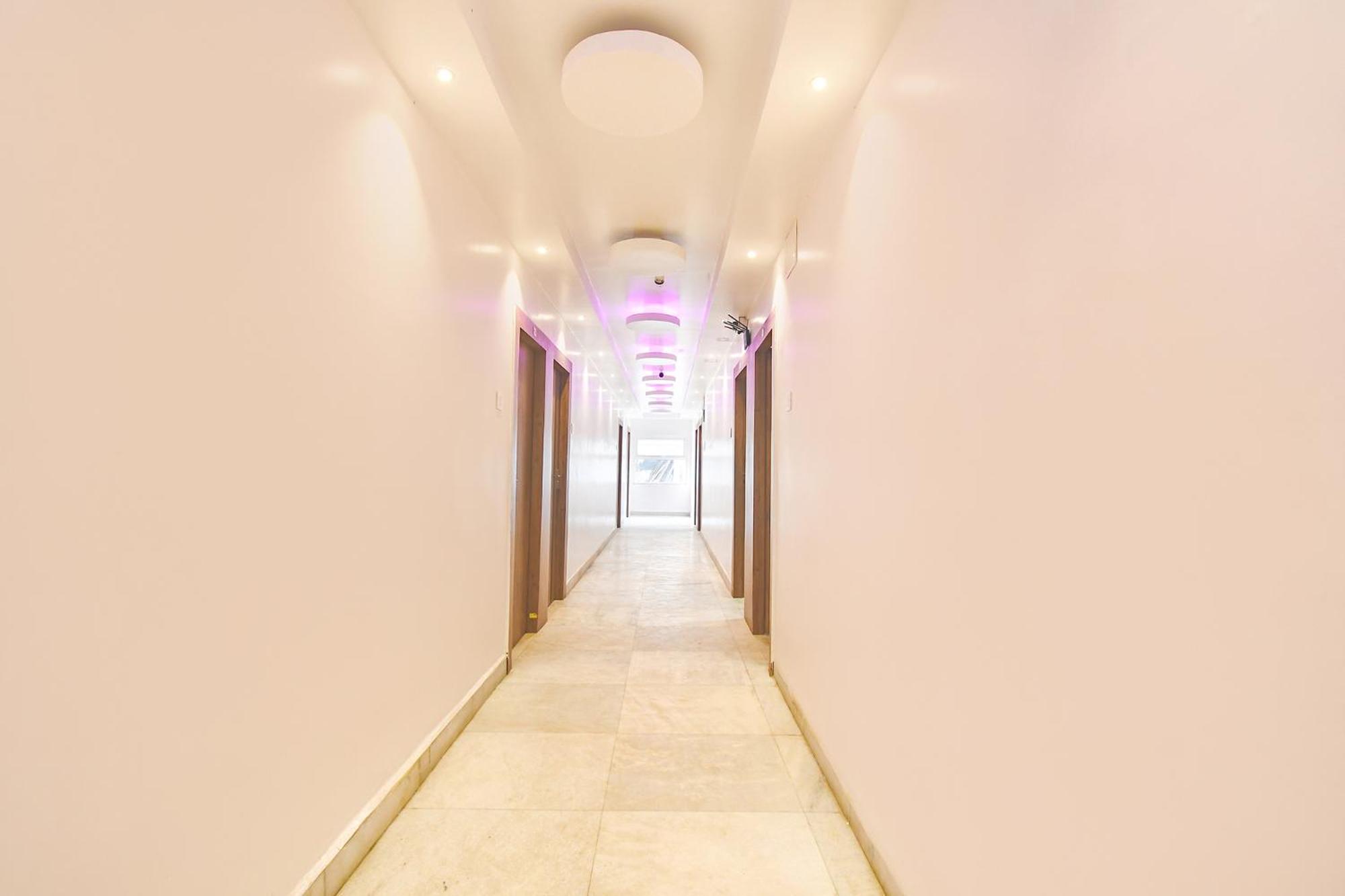 Fabhotel Prime The Golden Plaza - Nr Tarapith Temple المظهر الخارجي الصورة