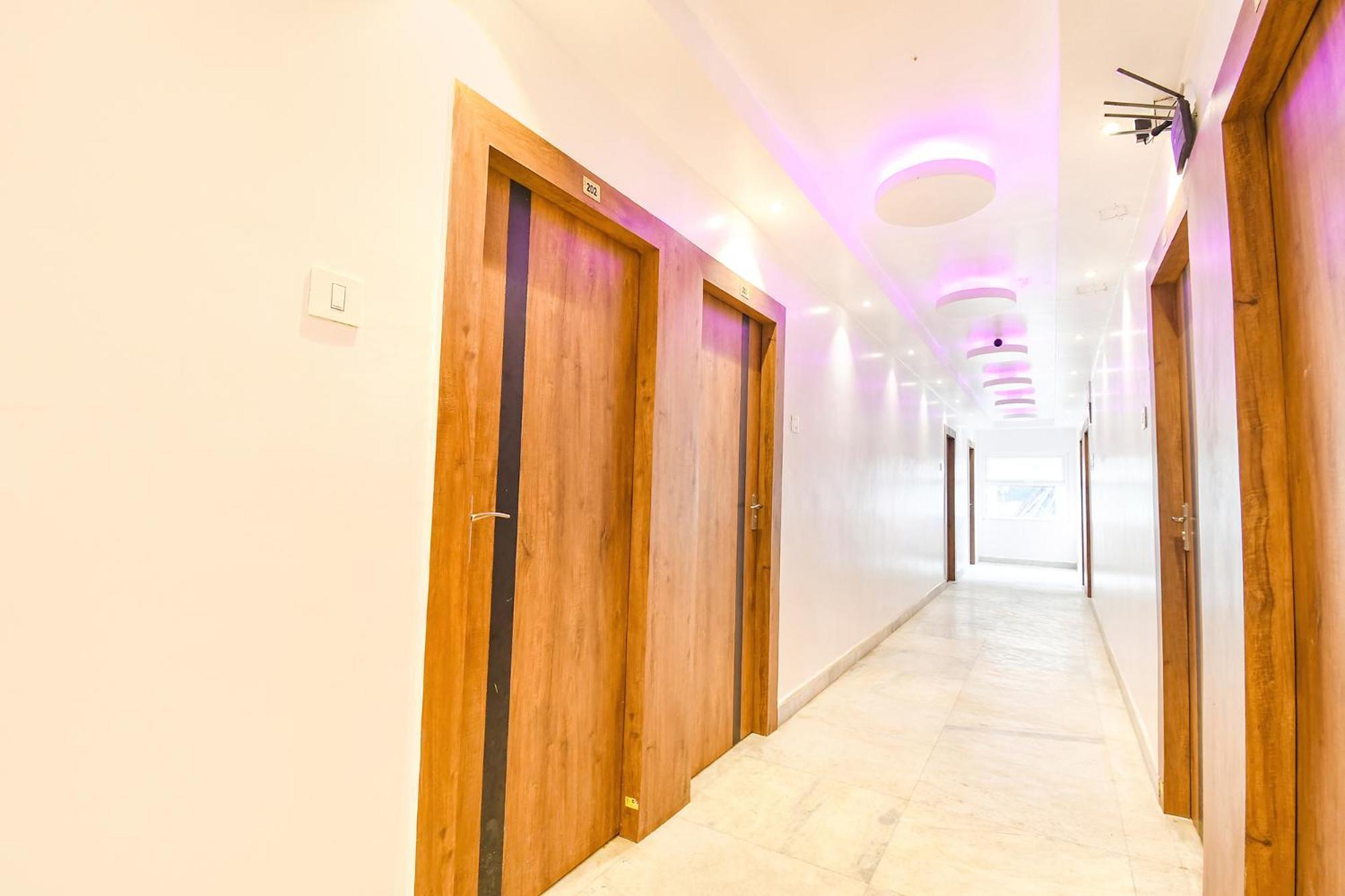 Fabhotel Prime The Golden Plaza - Nr Tarapith Temple المظهر الخارجي الصورة